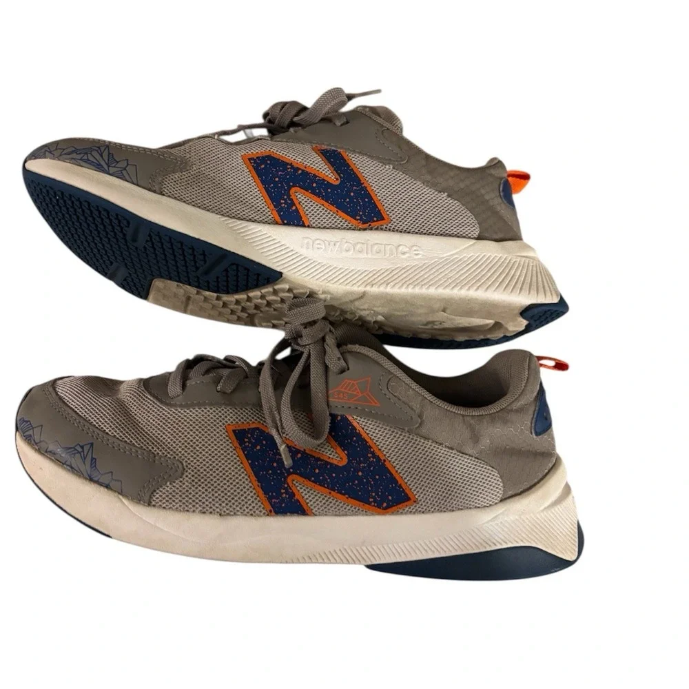 New Balance men new
